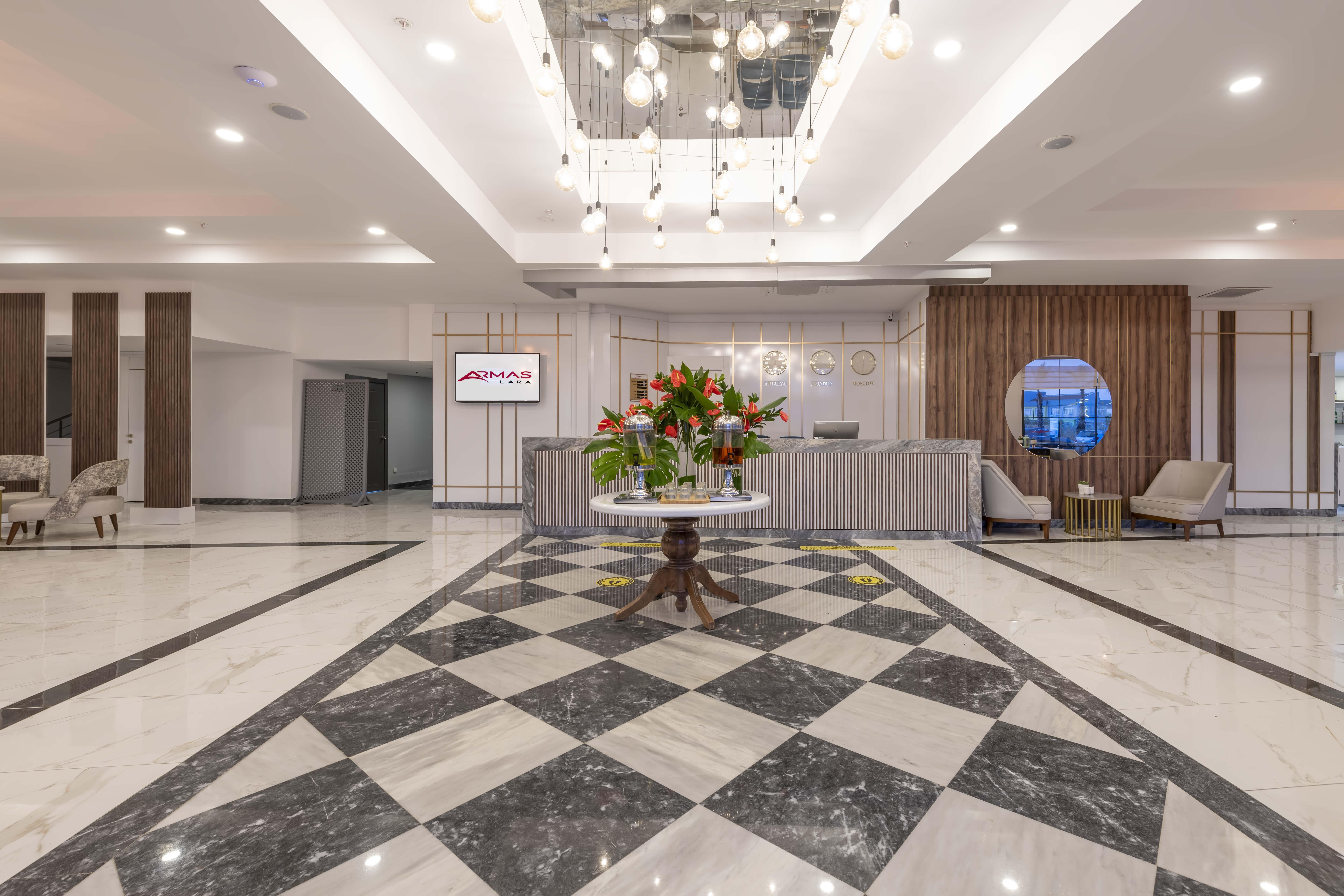 فندق Royal Towers Lara أنطاليا المظهر الخارجي الصورة