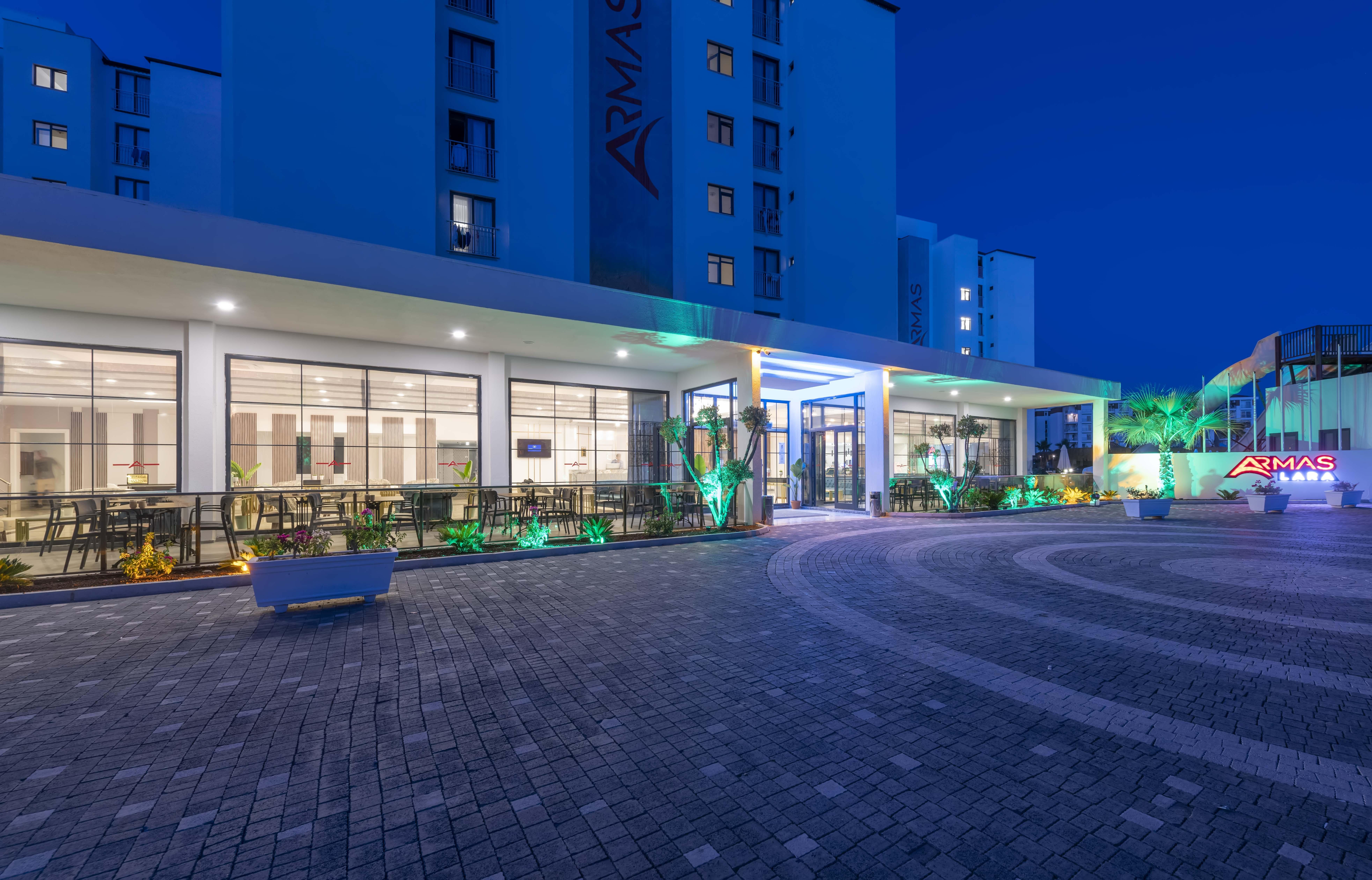 فندق Royal Towers Lara أنطاليا المظهر الخارجي الصورة