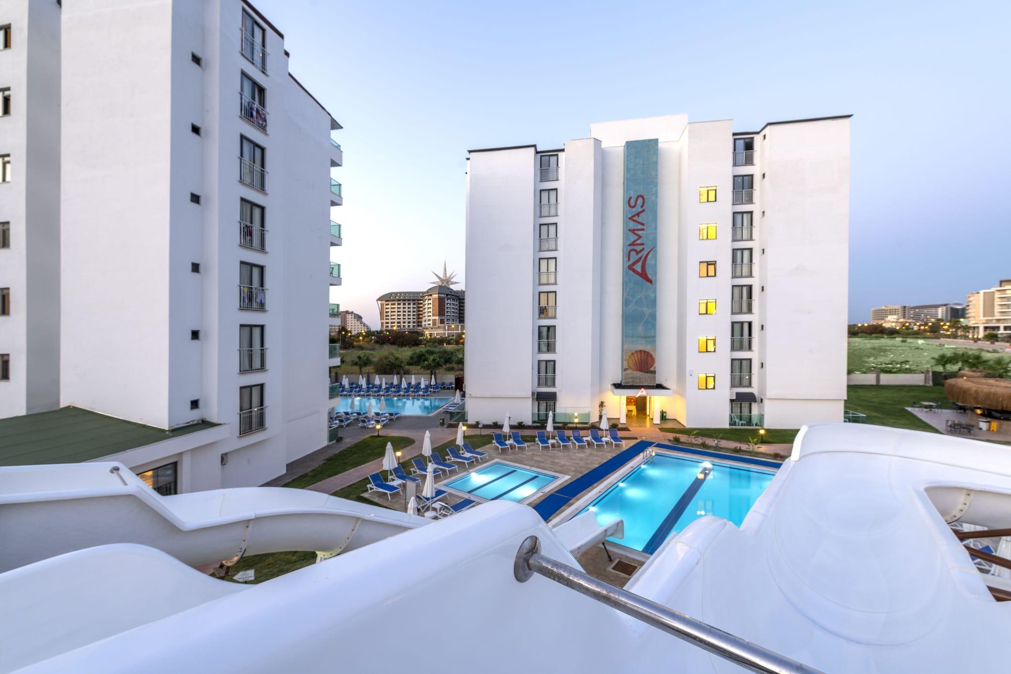 فندق Royal Towers Lara أنطاليا المظهر الخارجي الصورة